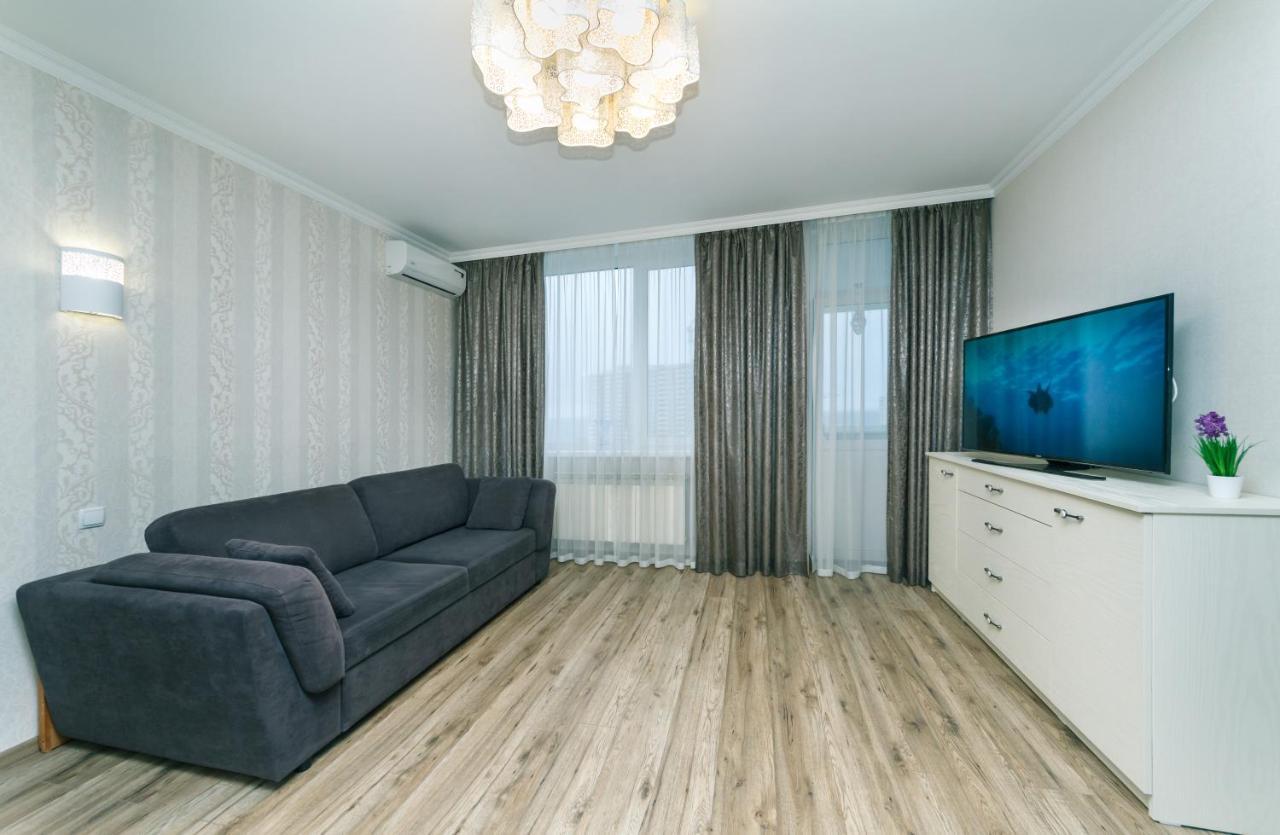 Лучшая Квартира В Броварах Brovary Eksteriør bilde