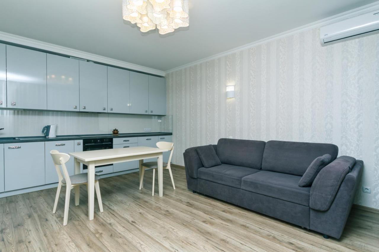 Лучшая Квартира В Броварах Brovary Eksteriør bilde